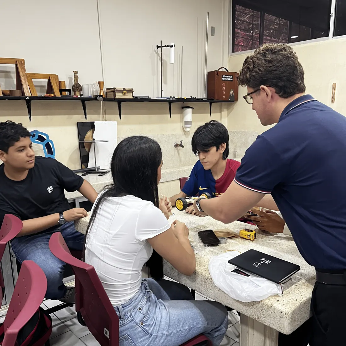 Physics lab practice at the campus
