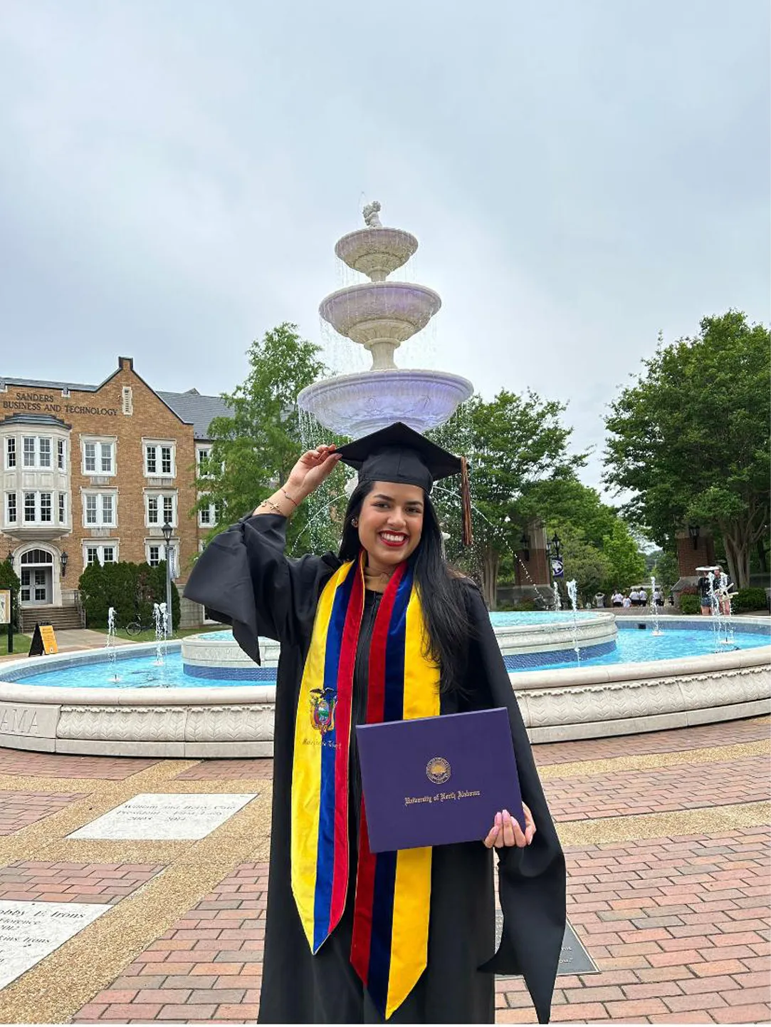 Graduate with an Ecuador stole